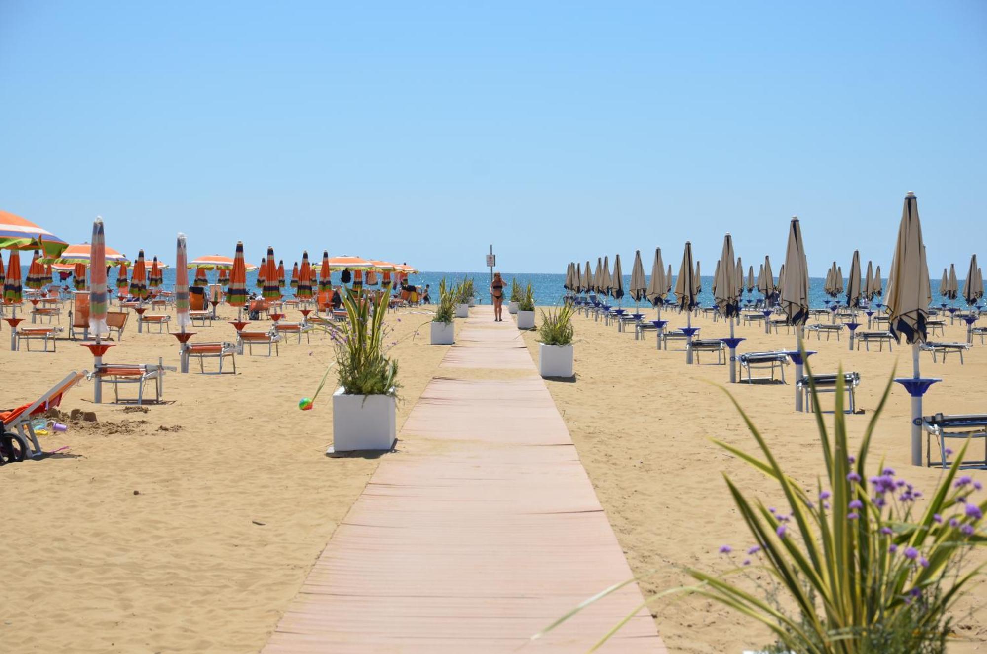 Residenza Delle Terme Bibione Exterior foto